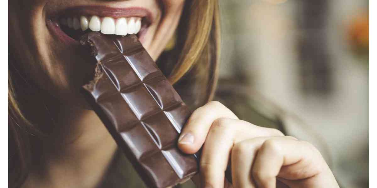 μαύρη σοκολάτα, ιδιότητες μαύρης σοκολάτας, είναι υγιεινή η μαύρη σοκολάτα, οφέλη μαύρης σοκολάτας, πόση μαύρη σοκολάτα μπορών να καταναλώσω, μειονεκτήματα μαύρης σοκολάτας