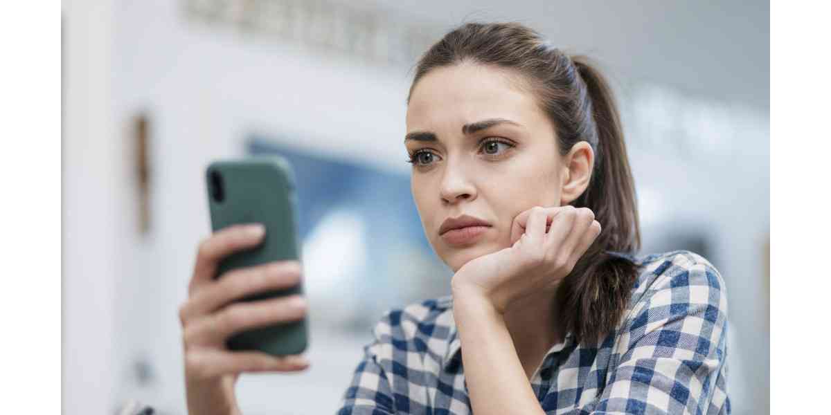 Ghosting, Benching, Gaslighting, Love bombing, Χειριστικές συμπεριφορές, Σχέσεις