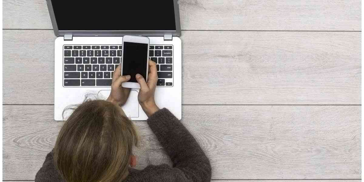 Εθισμός στο διαδίκτυο, Εθισμός στα social media, Ενήλικες